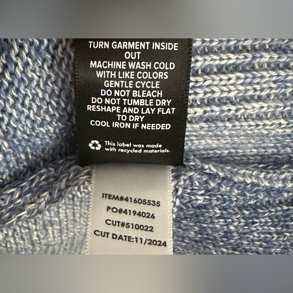 ✨NWT✨ Torrid: Women’s Pullover Knit Hoodie- Size 2 - Picture 9 of 11